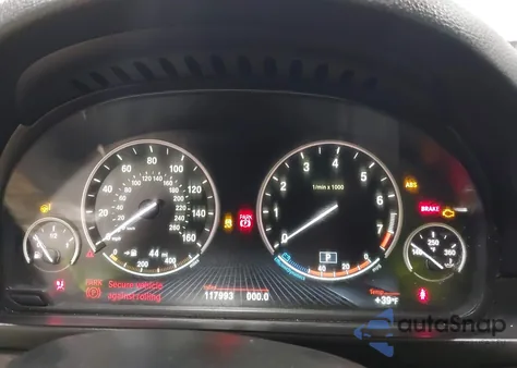 2014 BMW 535I xDrive z USA, uszkodzony, nr VIN WBA5B3C58ED536670